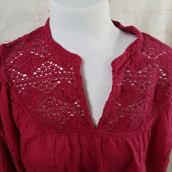 3/$25 Lucky Brand dark pink boho flowy top large - Picture 3 of 6